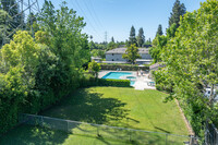 2280 Hurley Way in Sacramento, CA - Building Photo - Building Photo