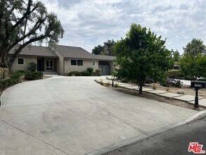 9254 Balcom Ave in Los Angeles, CA - Building Photo - Building Photo