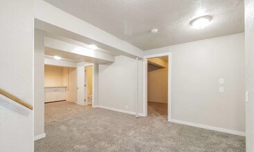 209 Carol Ave in Belton, MO - Building Photo - Building Photo