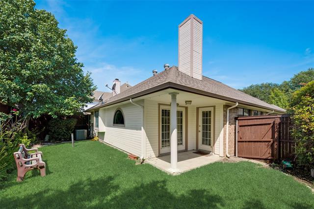property at 504 Las Cruces Dr