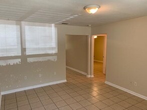 623 Crestview Ave in Niceville, FL - Building Photo - Building Photo