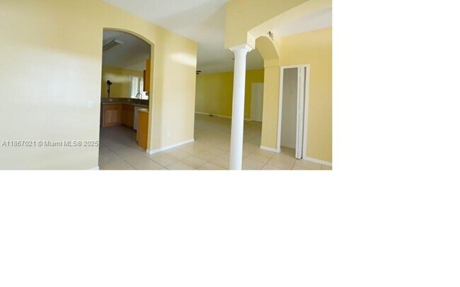 8720 97th Ave in Vero Beach, FL - Building Photo - Building Photo