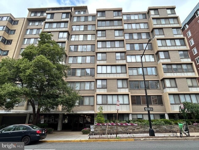 property at 522 21st St NW