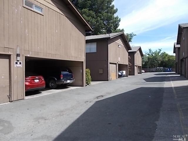 241 Observatory Ave in Ukiah, CA - Building Photo