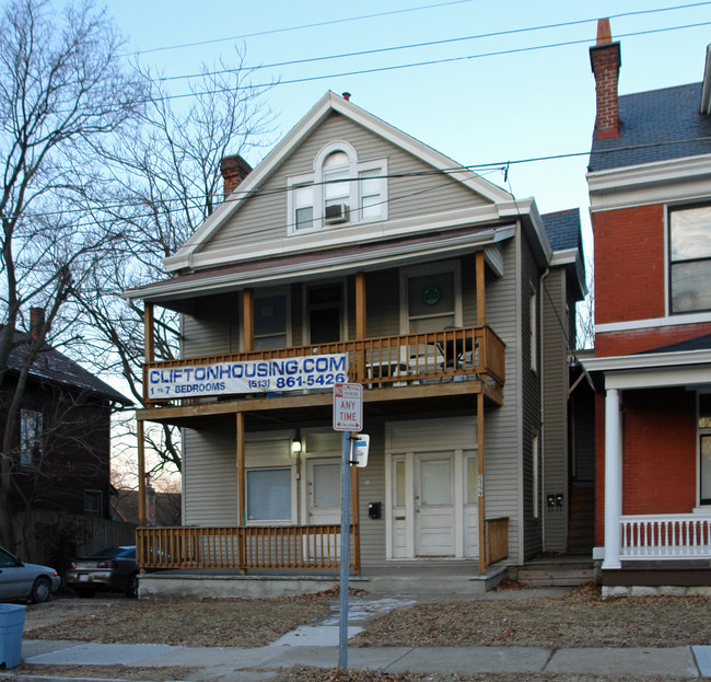 2559 Fairview Ave in Cincinnati, OH - Building Photo - Building Photo