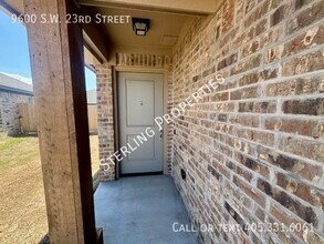9600 SW 23rd St in Oklahoma City, OK - Building Photo - Building Photo