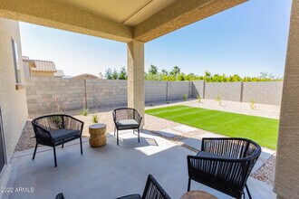 17024 W Alice Ave in Waddell, AZ - Building Photo - Building Photo