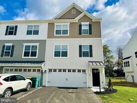 150 Copperleaf Dr in Hampden Township, PA - Building Photo