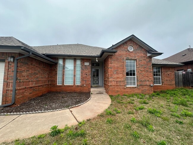 5524 Woodmont Dr in Oklahoma City, OK - Building Photo - Building Photo