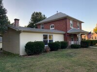 1001 S 4th St photo'