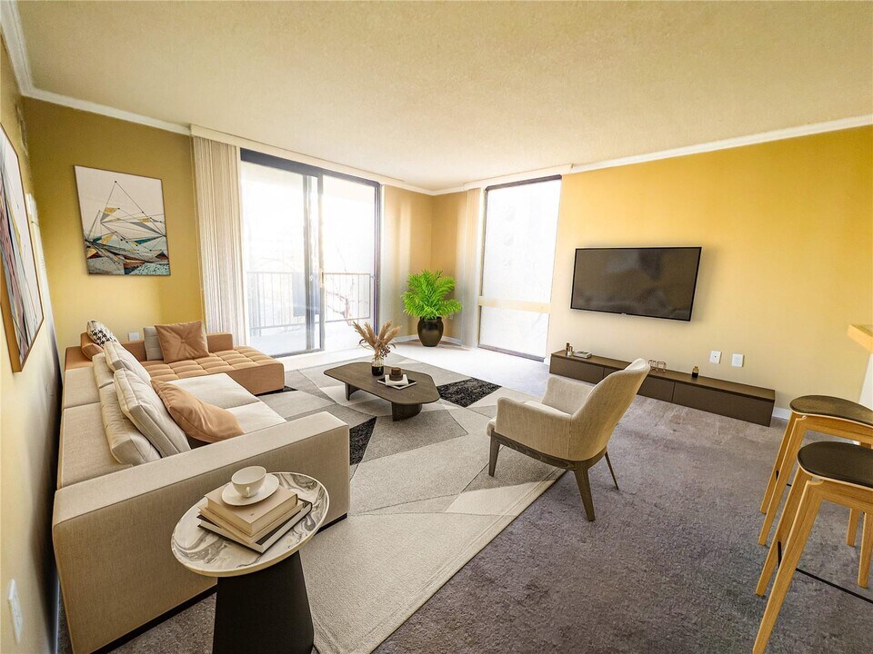 1301 Speer Blvd, Unit 208 in Denver, CO - Foto de edificio