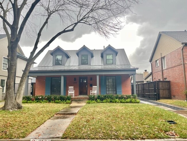 property at 2420 Nottingham St