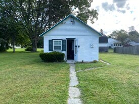 328 3rd Ave in Vestal, NY - Building Photo
