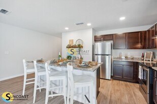 7632 Mailes Ct in Jacksonville, FL - Building Photo