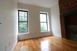 1012 Fulton St, Unit 3F in Brooklyn, NY - Building Photo - Building Photo