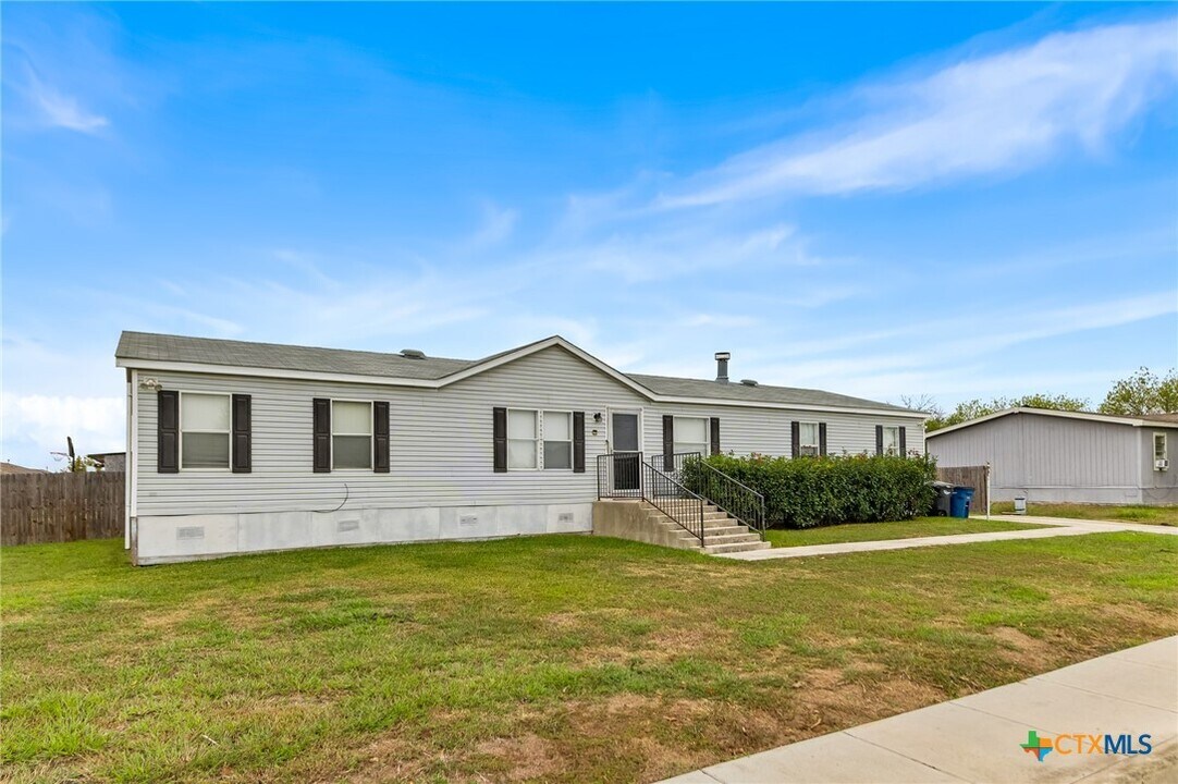 2676 Pahmeyer Rd in New Braunfels, TX - Building Photo