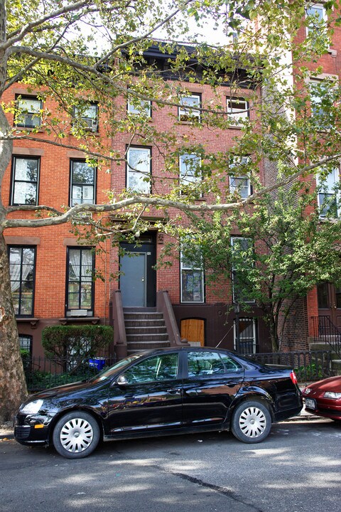 90 Dean St in Brooklyn, NY - Building Photo