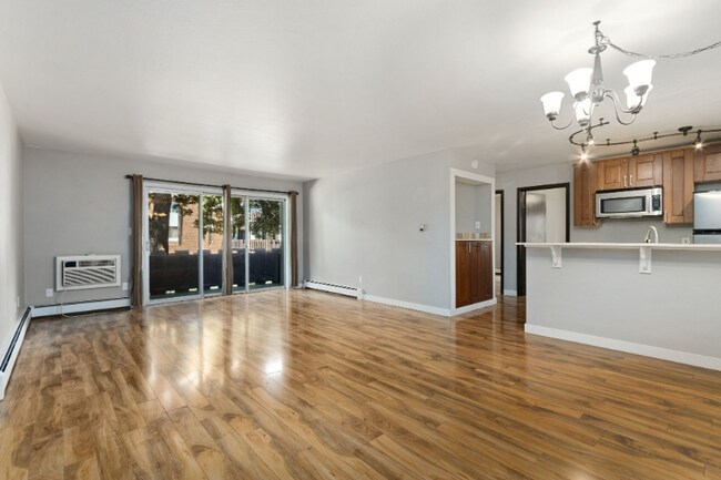 1315 Kirkwood Dr in Fort Collins, CO - Foto de edificio - Building Photo