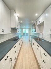 848 Kings Rd in West Hollywood, CA - Foto de edificio - Building Photo