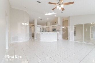 474 Awin Cir SE in Palm Bay, FL - Building Photo - Building Photo