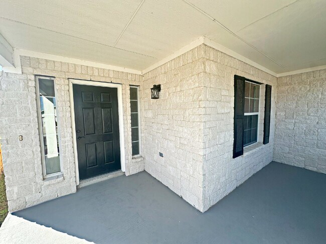 7930 Brinson Ct in Converse, TX - Building Photo - Building Photo