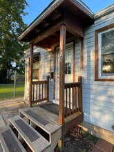 1327 N Robberson Ave in Springfield, MO - Building Photo - Building Photo