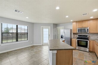 504 Castebar Dr in Round Rock, TX - Building Photo - Building Photo