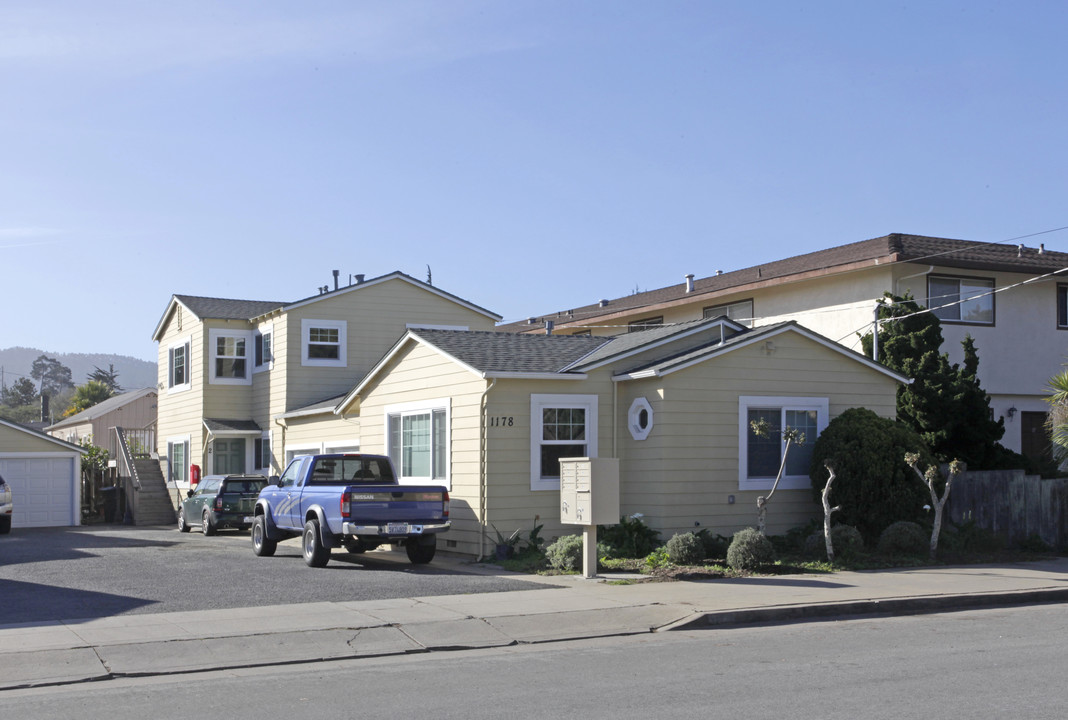 1178 8th St in Monterey, CA - Foto de edificio