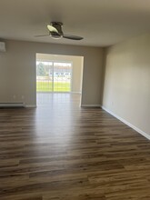 10 Private Dr in Winslow, ME - Foto de edificio - Building Photo