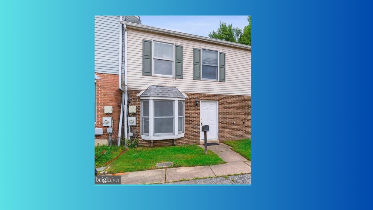 417 Strathaven Ct in Newark, DE - Foto de edificio