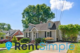 6813 Kincaid Ave in Falls Church, VA - Building Photo - Building Photo