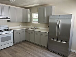4568-4572 Bancroft St in San Diego, CA - Building Photo - Building Photo