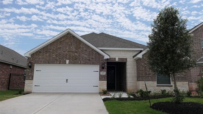 property at 3008 Sunmoon Ln