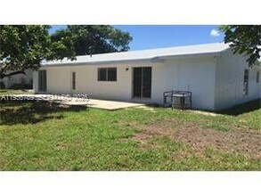 20001 SW 112th Ave in Cutler Bay, FL - Building Photo - Building Photo