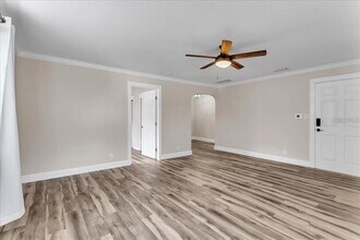 828 22nd Ave N in St. Petersburg, FL - Foto de edificio - Building Photo