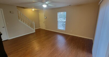 400 Waterside Ave in Canal Fulton, OH - Building Photo - Building Photo