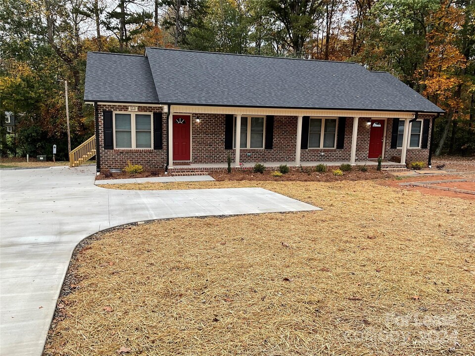 1291 Janice Rd in Lincolnton, NC - Building Photo