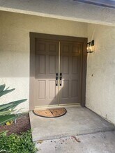 756 Congressional Rd in Simi Valley, CA - Building Photo - Building Photo