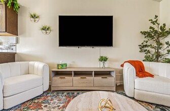 103 N Voyage Ave in Caldwell, ID - Building Photo - Building Photo