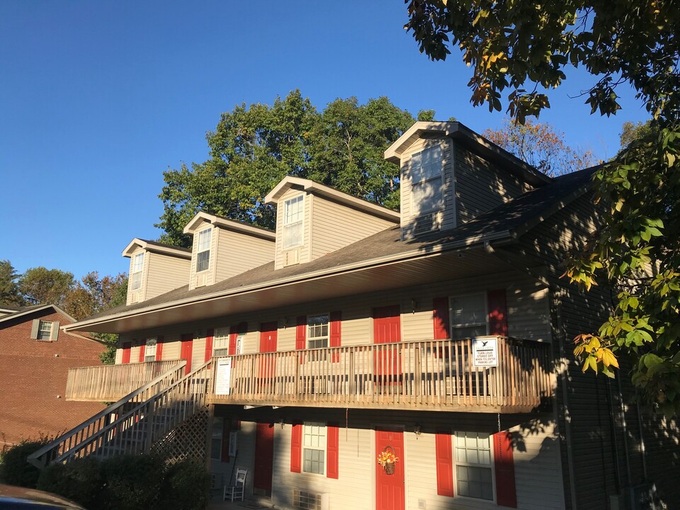 Eagle Creek Apartments in Somerset, KY - Building Photo