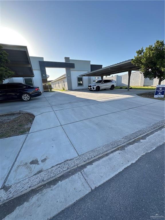 property at 1412 S Iris St