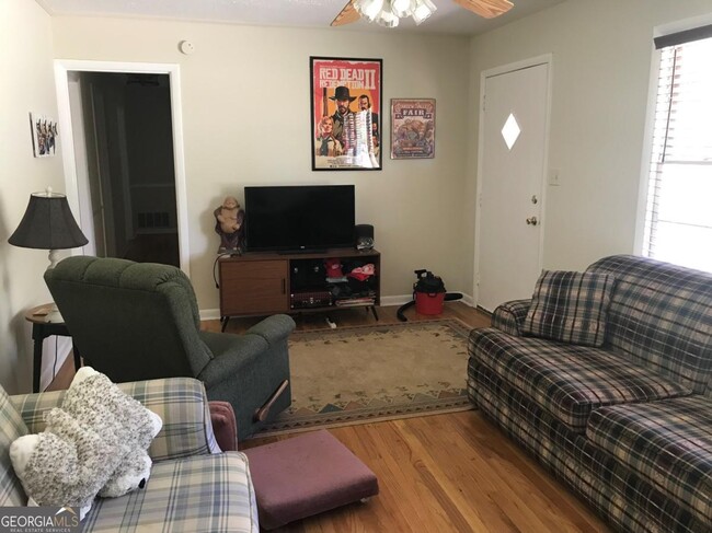 160 Brookwood Dr in Athens, GA - Building Photo - Building Photo