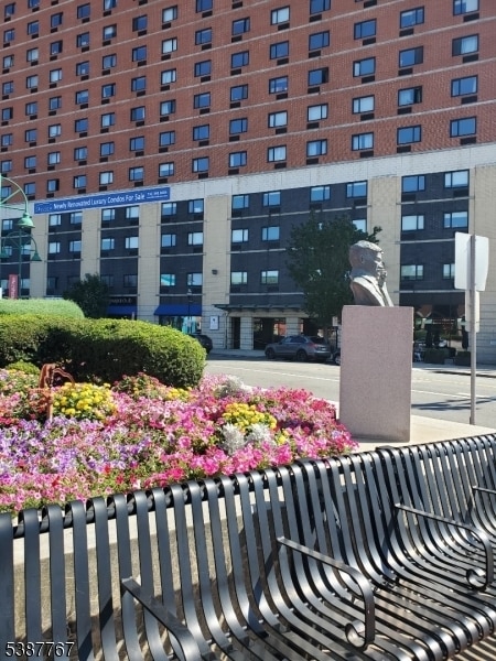 1 Carriage City Plz in Rahway, NJ - Building Photo - Building Photo