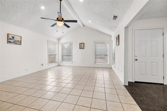 4467 Yupon Ridge Dr in Houston, TX - Building Photo - Building Photo