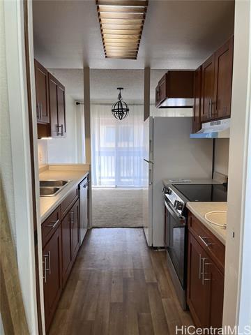 property at 46-78-78 Emepela Pl