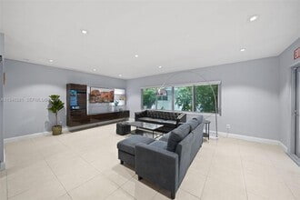 1145 101st St in Bay Harbor Islands, FL - Building Photo - Building Photo