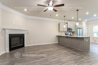 2303 Buford Town Dr in Buford, GA - Foto de edificio - Building Photo