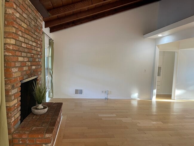 3406 Wade St in Los Angeles, CA - Building Photo - Building Photo