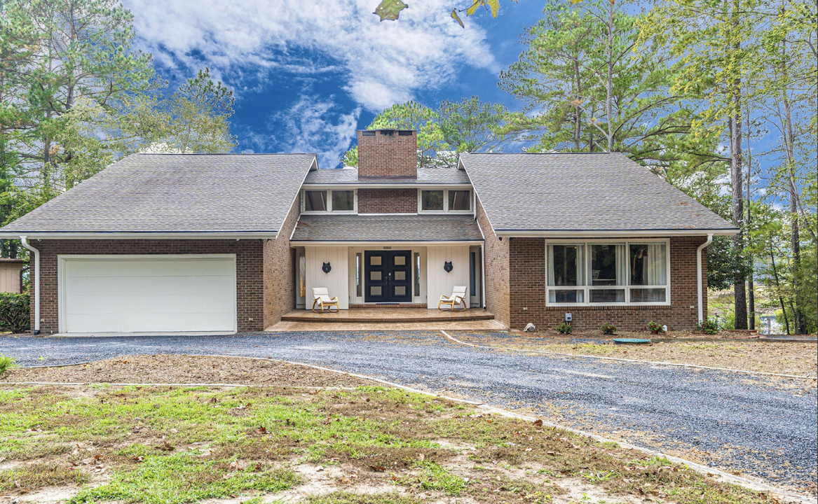 642 Azalea Dr in Vass, NC - Building Photo