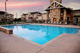 Central Park at Winstar Village Apartments in Thackerville, OK - Building Photo - Building Photo